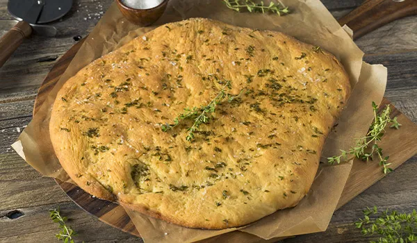 pizza bianca con vino