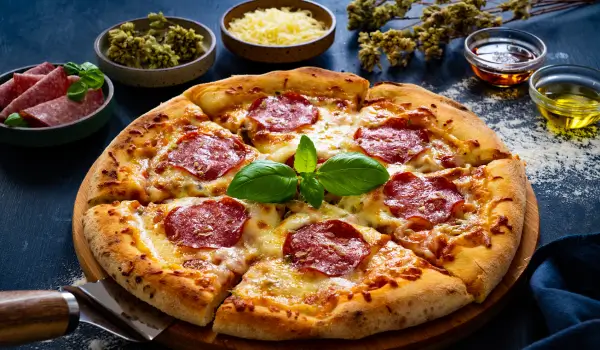 pizza carne con vino