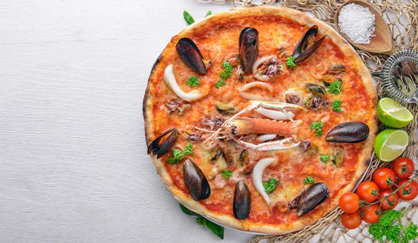 pizza pesce con vino